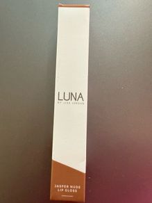 Luna lip gloss "jasper nude"