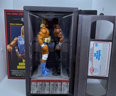 wwe ultimate edition no hold barred Hulk Hogan & Zeus ultimate edition action figures