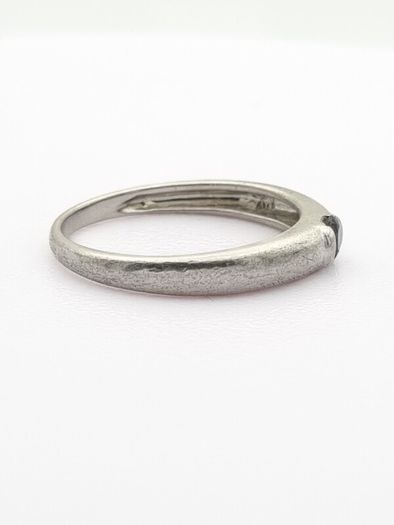 925 Vintage Sterling Silver & Dark Amethyst Ring