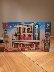 lego modular 10260