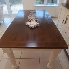 Table and 6 chairs