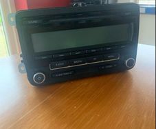 Genuine Volkswagen Radio