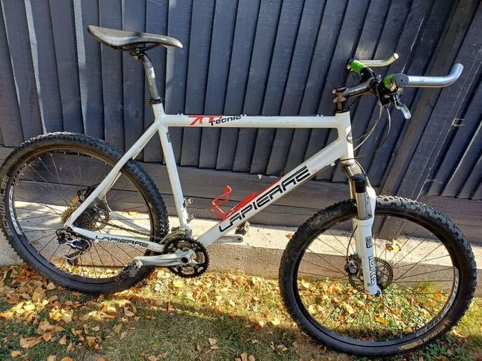 Lapierre Tecnic 700 56cm 21 speed mountain bike