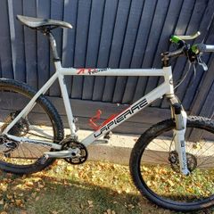 Lapierre Tecnic 700 56cm 21 speed mountain bike