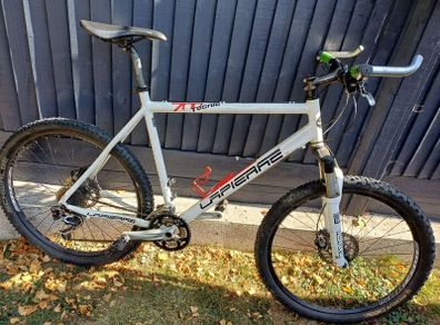 Lapierre Tecnic 700 56cm 21 speed mountain bike