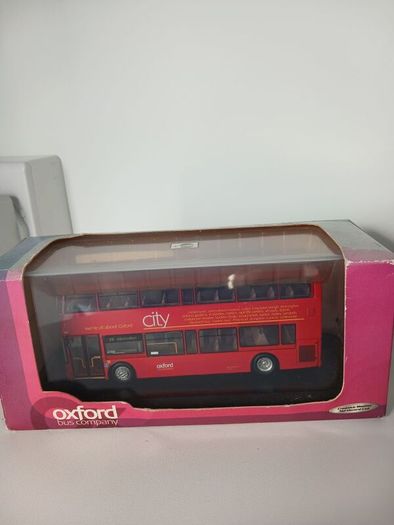 model bus