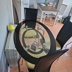 glass dining table and chairs