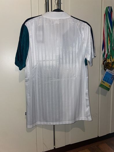 1995-1996 Authentic Liverpool Kit