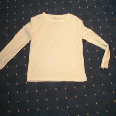 white t shirt
