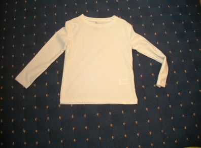 white t shirt