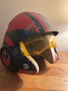 Pair of Disney Parks Exclusive Luke Skywalker X Wing Helmets. Mint Condition.