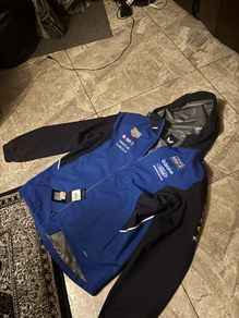 Castore adults official red bull water resistant jacket XL