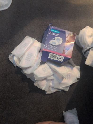 breast pads breastfeeding