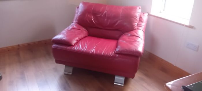 armchairs/loveseats