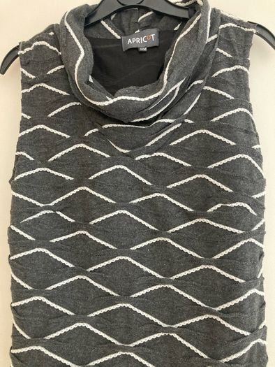 Grey dress