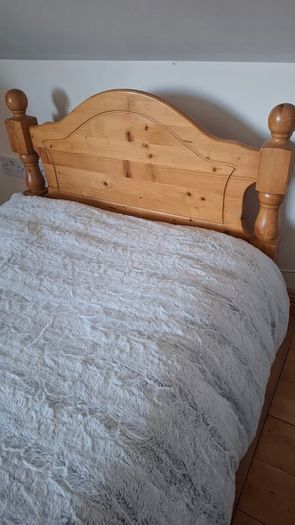 single bed with mattress