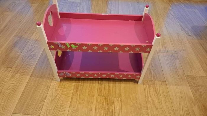Dolls bed