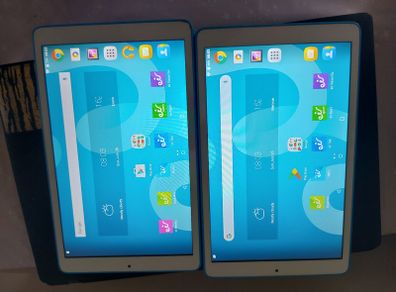 2 Identical 10. inch EIR Tablets, 16GB, Model No. 8079, in excellent condition
