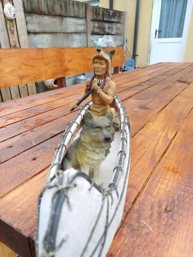 Vintage Native American Canoe Figure