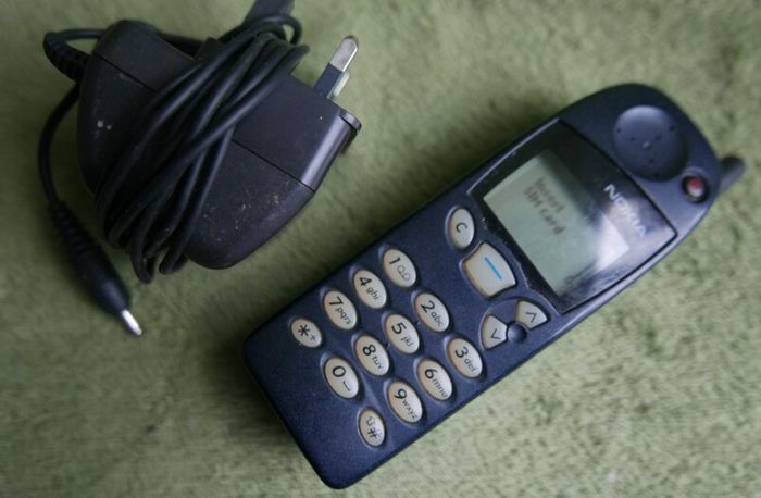 Original Nokia 5110 2G GSM 900 - works well