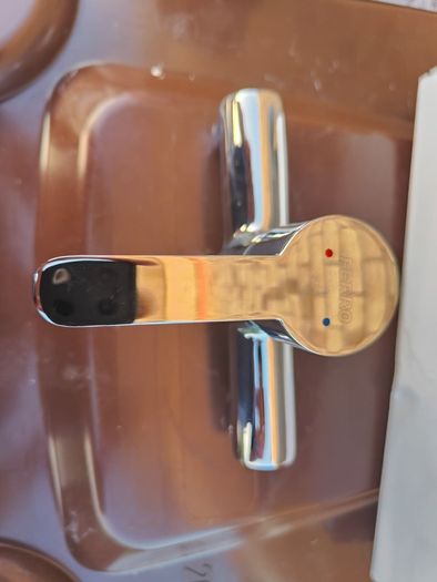 FERRO Wall-Mounted Single Lever Chrome Shower Mixer Tap / Valve