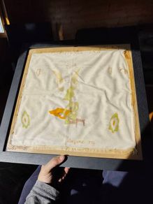 Monuntjoy hanky