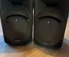 Mackie c300z Passive Speakers