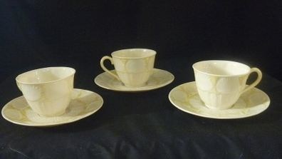Beleek Shell pattern Cups & Saucers