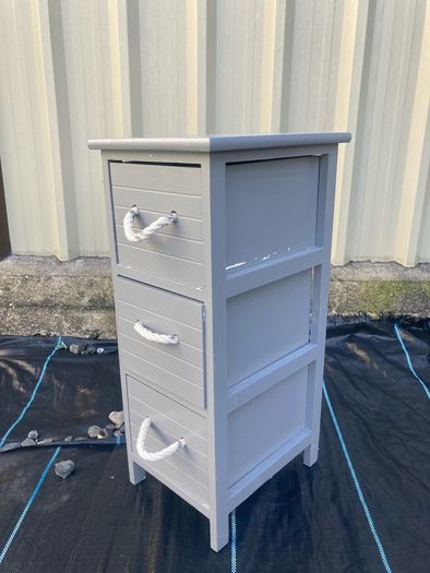 Small Locker Unit