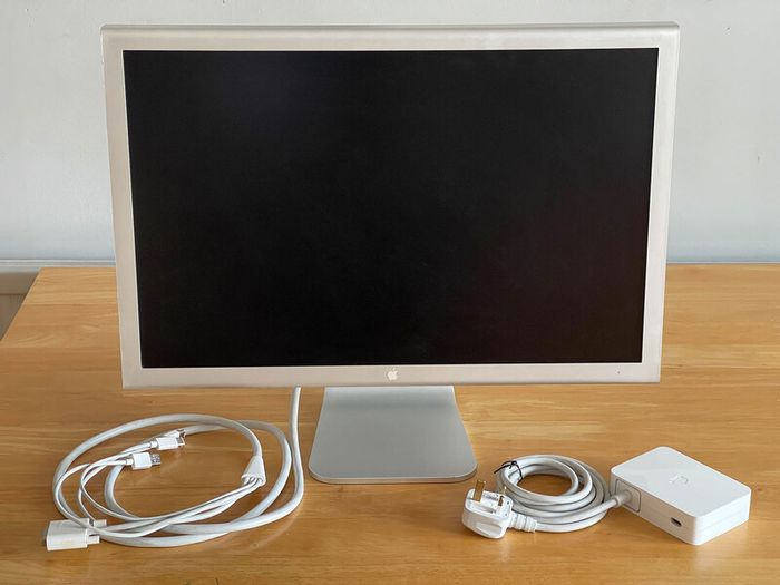 Apple 23 inch Cinema HD Display Monitor