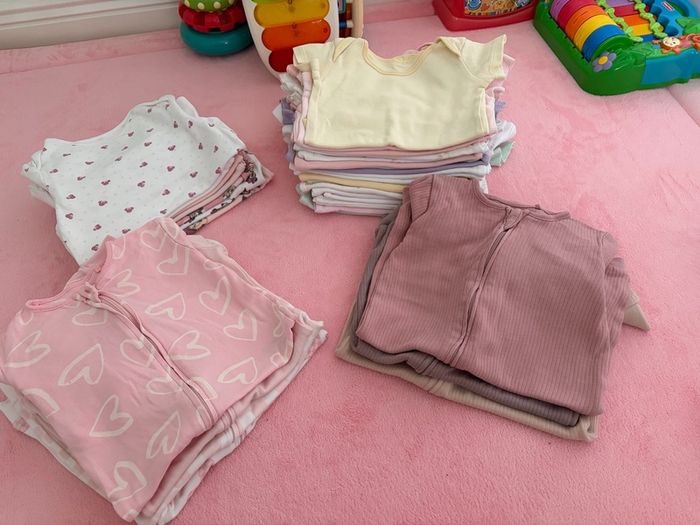 0-6 Months Baby Girl Clothes Bundle / Lot (Next, H&M, Disney, Mamas and Papas & more)
