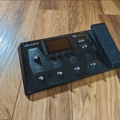 Zoom G6 guitar multi effects pedal