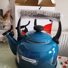 Le Creuset 2.1L Traditional Kettle Deep Teal Brand New