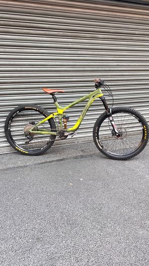 Giant Carbon