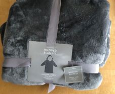Brand New Dunnes Stores Snoodie Hooded Blanket