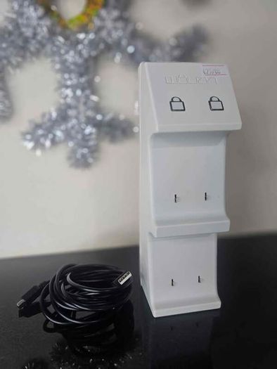 Venom VS2851 Twin Docking Station for Xbox Very Good Condition.