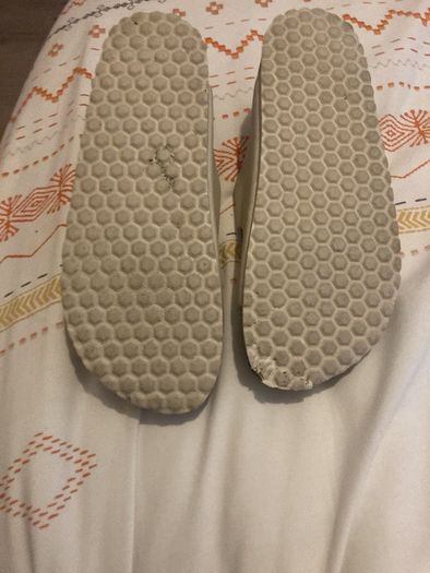 Ladies sandals