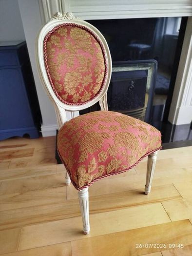bedroom chair