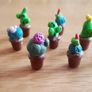 Tiny plants, flowerpots, vases for dolls house Image 3
