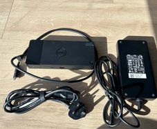 DELL K20A001 docking base + DELL 240W Power Supply