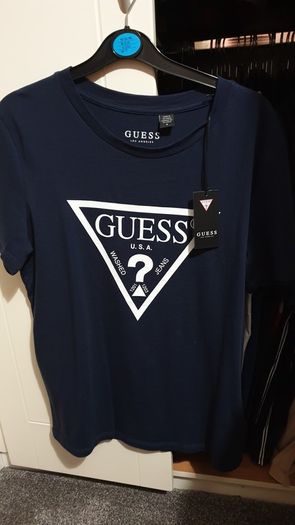 guess small navy t shirt
