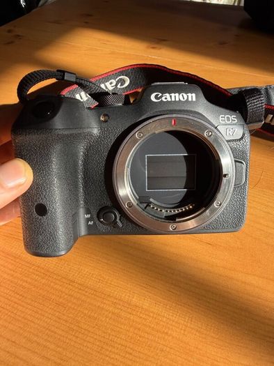 Canon EOS R7 + Sigma 24-105mm + Accessories