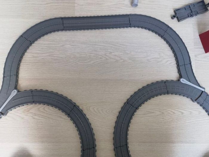 Thomas train track set