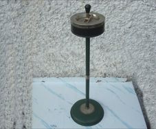 Vintage Swivel / Rotating Ashtray -