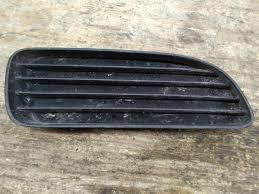 Original Set Toyota Corolla E11 VVTI 00-02 Facelift Front Bumper Non Fog light Grille Blanks Pair Drivers & Passengers Side. 81481-12020 81481-12040