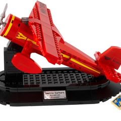 lego 40450 Amelia Earhart Tribute
