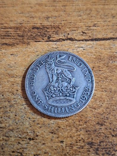 Great Britain UK 1933, One Shilling, George V, Silver Coin - free standard postage