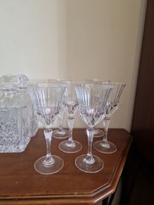 wine glasses