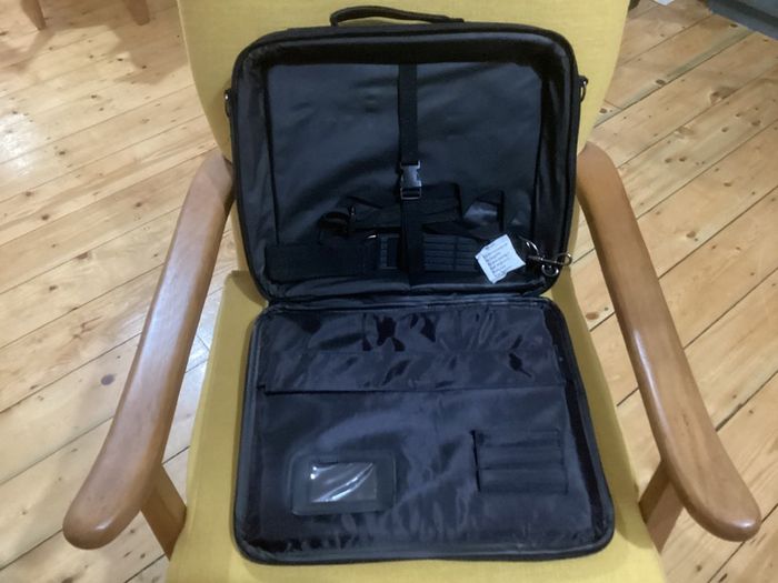 Centrix Laptop carry bag A4 size.
