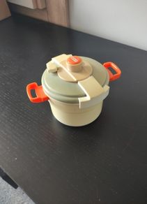 Plastic toy Tefal pot